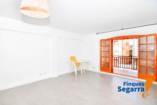 Location Appartement  Carrer santiago rusiñol. Piso de 3 habitaciones en el centro de comaruga!