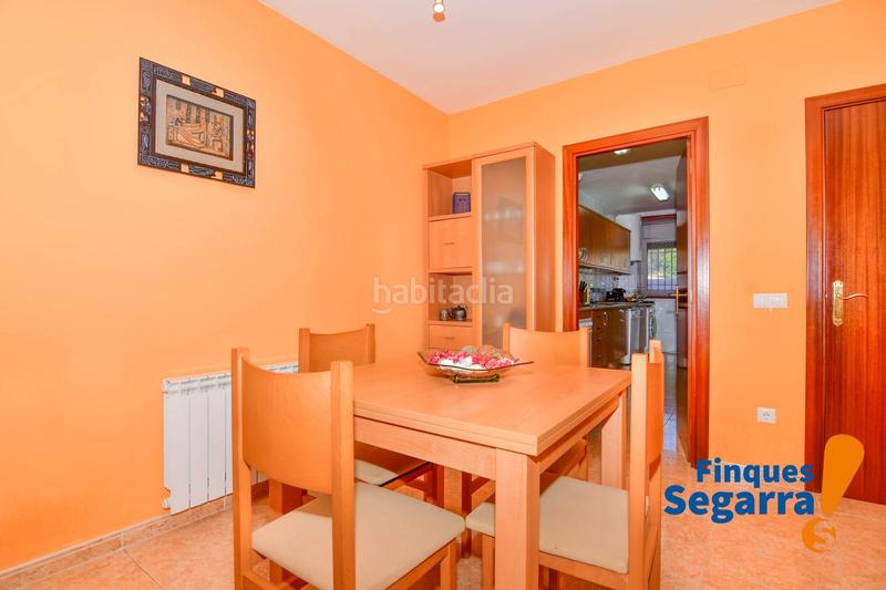 Foto 3d936e37-e517-49b9-9986-6bec4b1edbbc. Maison jumelée avec chauffage parking dans Bonastre