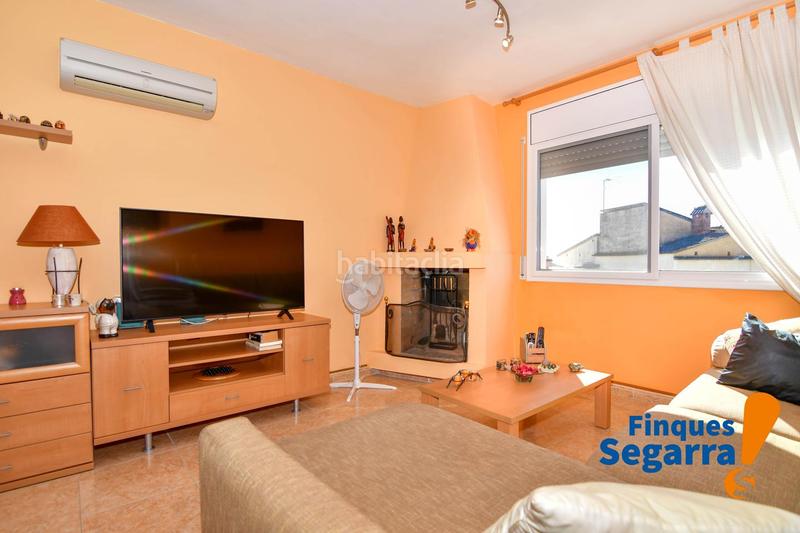 Foto 485bdffd-26b0-4735-a64b-6e4a47740eda. Maison jumelée avec chauffage parking dans Bonastre