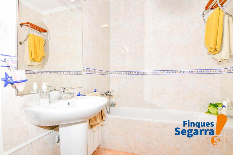 Foto 592ee70d-a8ee-4f5d-98b5-5c80e1067205. Maison jumelée avec chauffage parking dans Bonastre