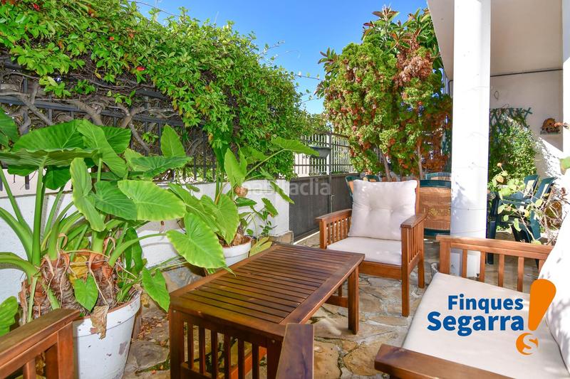 Foto 9a6fb367-75dd-44c5-95ba-fa35cb85c9ab. Maison jumelée avec chauffage parking dans Bonastre