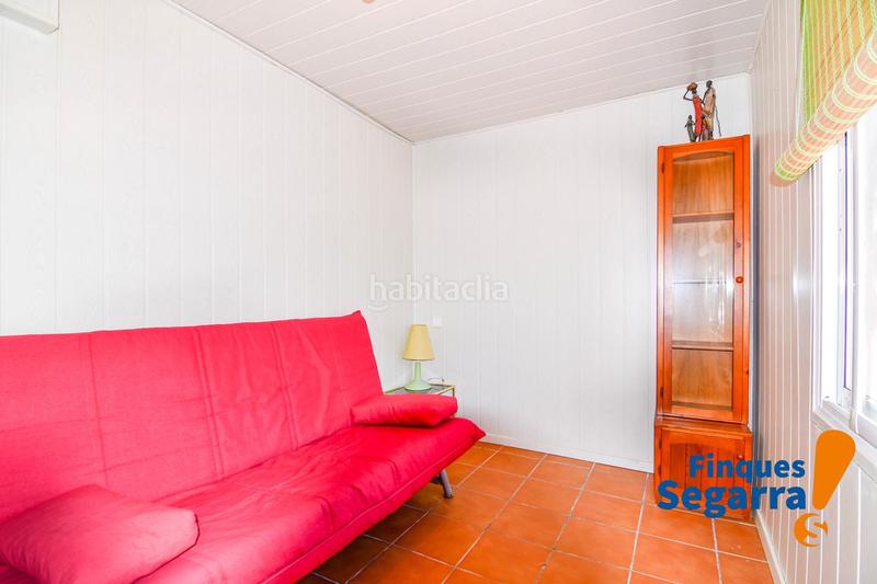 Foto a8ecae99-7898-45d5-9fed-ebb8c8955356. Maison jumelée avec chauffage parking dans Bonastre