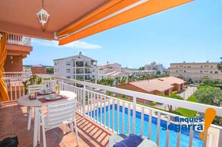 Etagenwohnung  De l'empordà. Apartamento a pocos metros de la playa