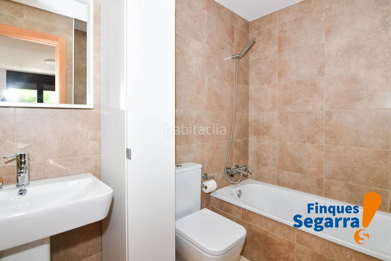 Foto 555dedb8-4c0f-4c28-9798-20cbf81d18fc. Pis amb calefacció aparcament piscina a Bonavista Vendrell (El)