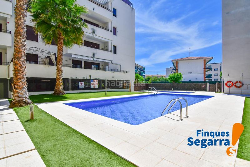 Foto b4bfbd70-16cc-4fae-90df-6dd54844d2c2. Pis amb calefacció aparcament piscina a Bonavista Vendrell (El)