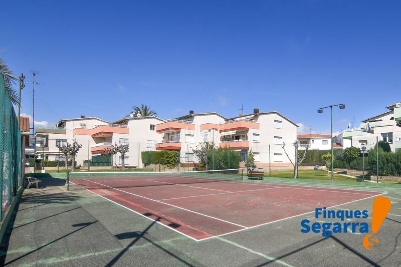 Foto 4c2877c5-8d68-43aa-b6eb-38a5ce8fdd69. Dúplex amb piscina a Coma-ruga platja Coma-ruga