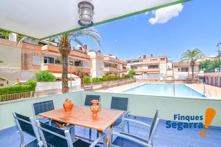Duplex  De la generalitat. Planta baja dúplex con piscina en comaruga