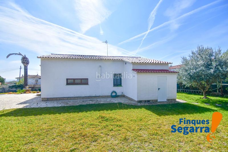 Foto 9dd0ef1f-5a05-4551-a8d7-2bc8062b317a. Casa amb aparcament a Els Masos - Els Garrofers Coma-ruga