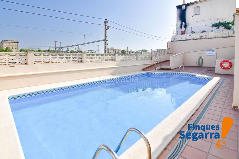 Foto 8ae3ad20-7fa5-4c1b-8833-d0f912ee3077. Pis amb aparcament piscina a Coma-ruga platja Coma-ruga