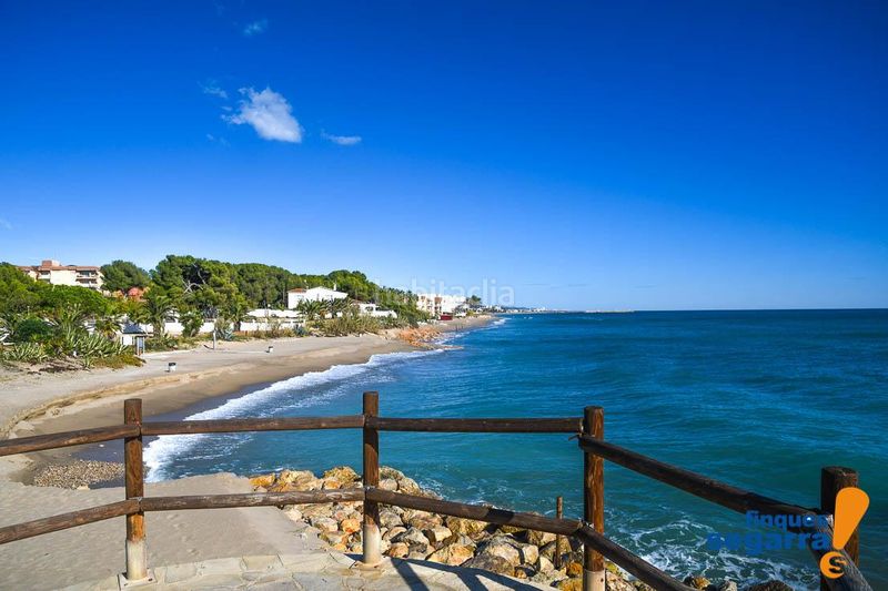 Foto c1355035-388a-40a0-bd58-d7aa96f5a057. Pis amb aparcament a Coma-ruga platja Coma-ruga