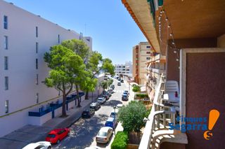 Appartamento  Avinguda de la imperial tarraco. Amplio piso de 4 dormitorios, a 170m de la playa