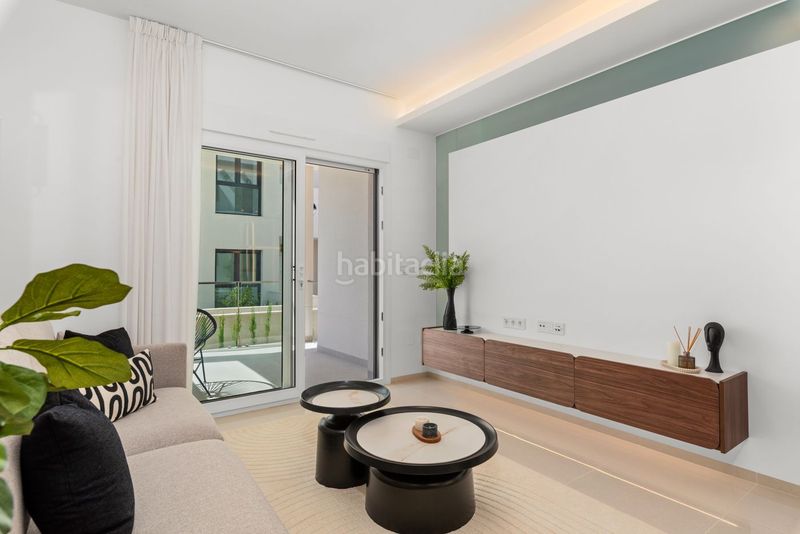 Foto 2933028f-ae23-4876-a1c2-90041ee43346. Àtic amb piscina a Rojales