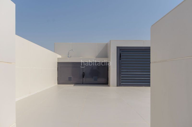Foto 0ad52e69-316b-46b1-9144-96d0de4fd74c. Xalet amb calefacció piscina a Campoamor Orihuela