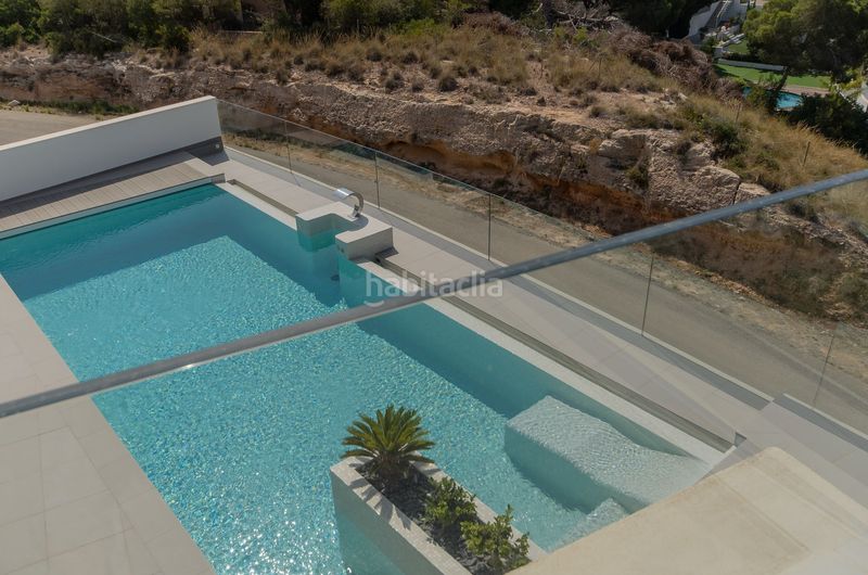 Foto 0b164ca1-4ab8-4f01-a827-d91063612681. Xalet amb calefacció piscina a Campoamor Orihuela