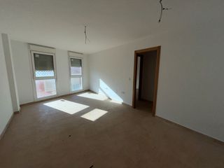 Pis  Manchica. Piso en pleno centro de fuente álamo con garaje y trastero