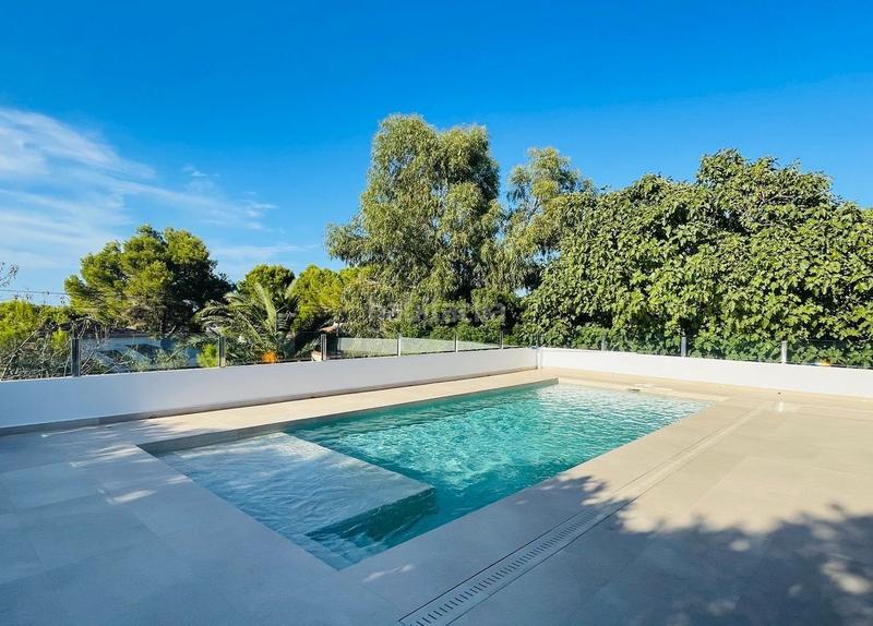 Foto 63666b69-fc6b-4998-8826-ea700a43863b. Casa con riscaldamento piscina in La Pedrera-Vessanes Dénia