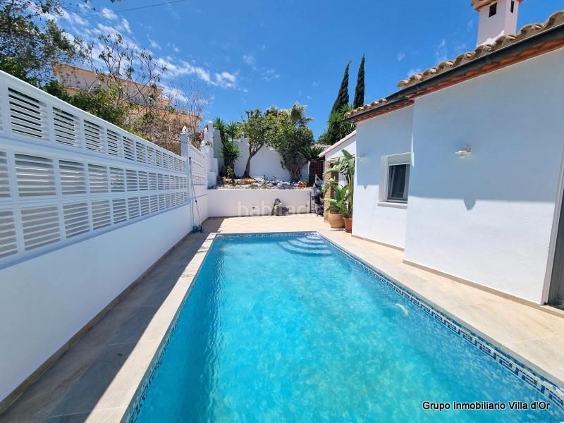 Foto d90e2819-a7b6-4bb2-bdbe-3fc26722bb0d. Casa amb calefacció piscina a El Montgó Dénia