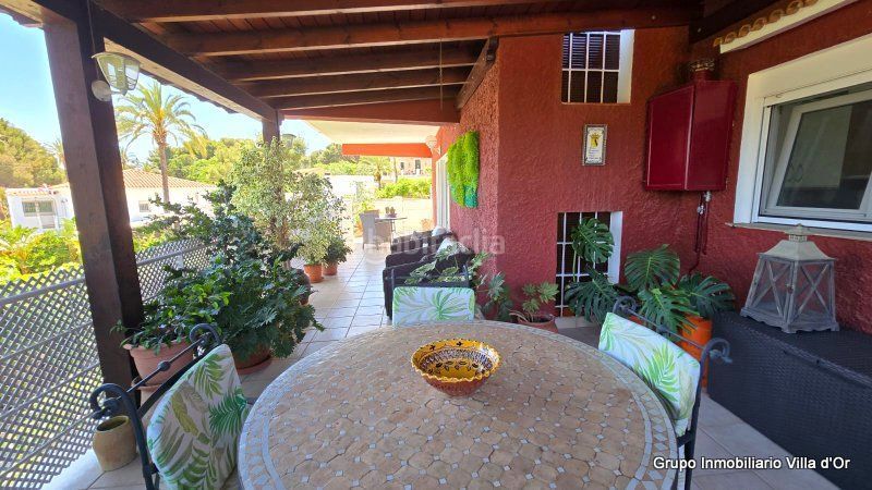 Foto 7f8bbec6-c1ac-46ad-88eb-173c3f1e63af. Casa amb calefacció piscina a Las Rotas / Les Rotes Dénia