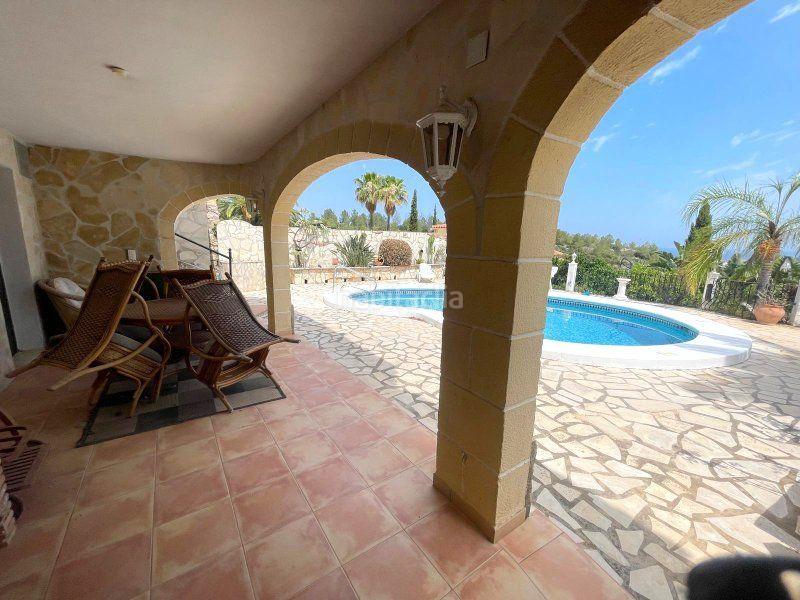 Foto 4e294066-48af-44c6-97f2-a239579073f4. Haus mit heizung pool in La Pedrera-Vessanes Dénia