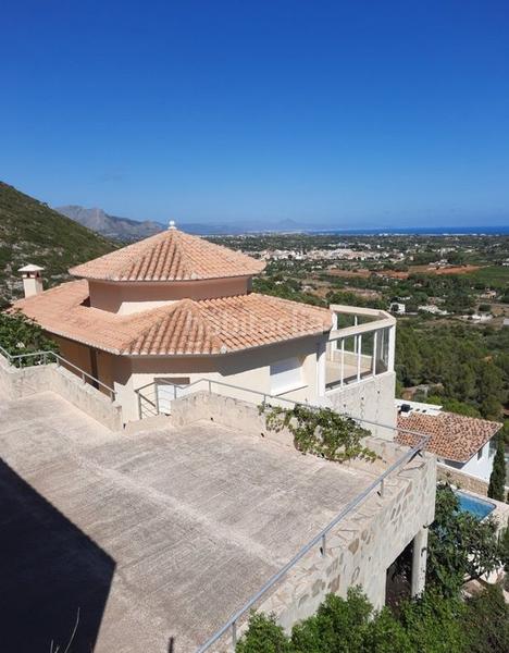 Foto ca6b0aa5-032b-47a4-96fe-4e95bebde66f. Haus mit heizung pool in La Pedrera-Vessanes Dénia
