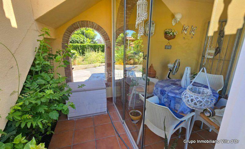 Foto 4c8478fd-d1f1-4f62-a4b6-9d5e163ee0e2. Casa adossada amb calefacció piscina a El Montgó Dénia
