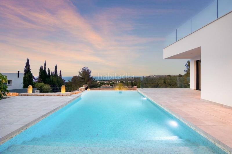 Foto 19b7a1a8-52a4-4557-8e1d-00c8d1d7dbb0. Casa amb calefacció piscina a El Montgó Dénia