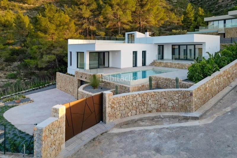 Foto 4533681a-91cc-4879-bf6e-2d63682a98f8. Casa amb calefacció piscina a El Montgó Dénia