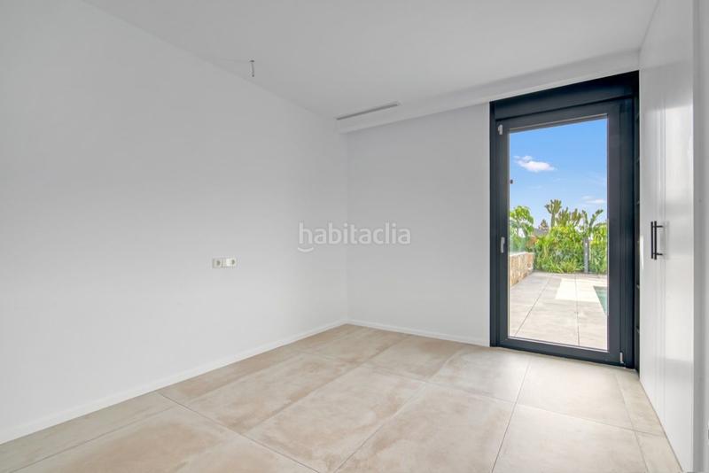 Foto 5cee8264-4211-44cc-a940-fa5df0fc2149. Casa amb calefacció piscina a El Montgó Dénia