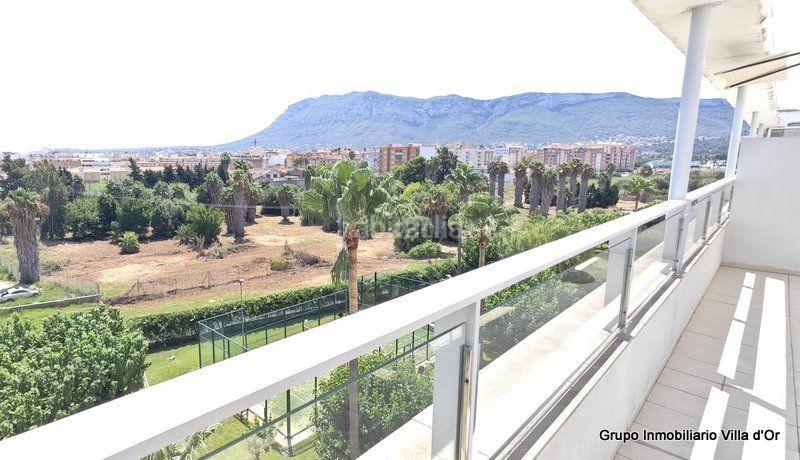 Foto f85e4ded-d734-4a32-a6a0-3743e5cc228d. Attico con riscaldamento piscina in Les Bassetes - El Marjal Dénia