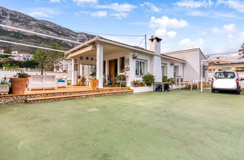 Foto 9a7a17fd-ddcc-4b9c-ab47-181cb7ce7027. Maison avec piscine dans El Montgó Dénia
