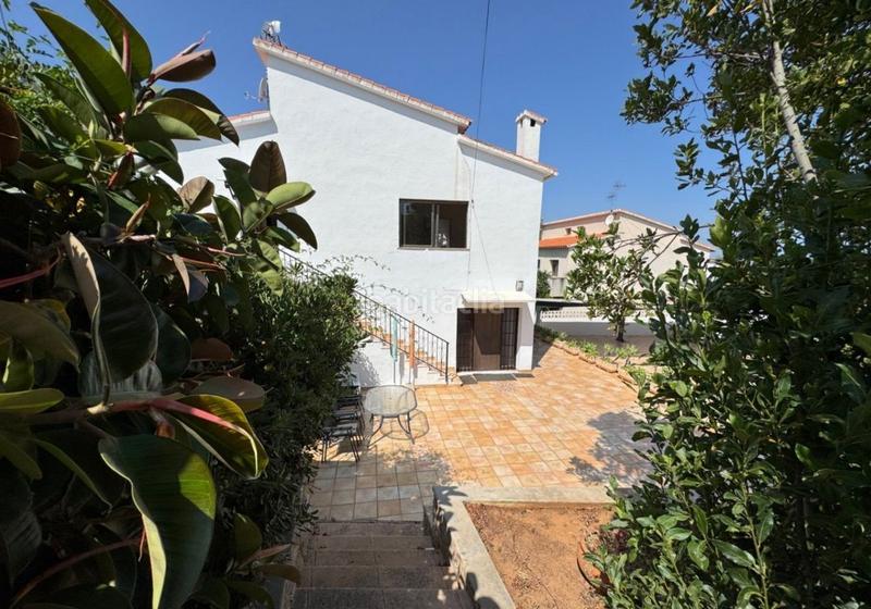Foto 8799a09c-7dd8-427d-9247-439b019f5684. Casa amb piscina a El Montgó Dénia