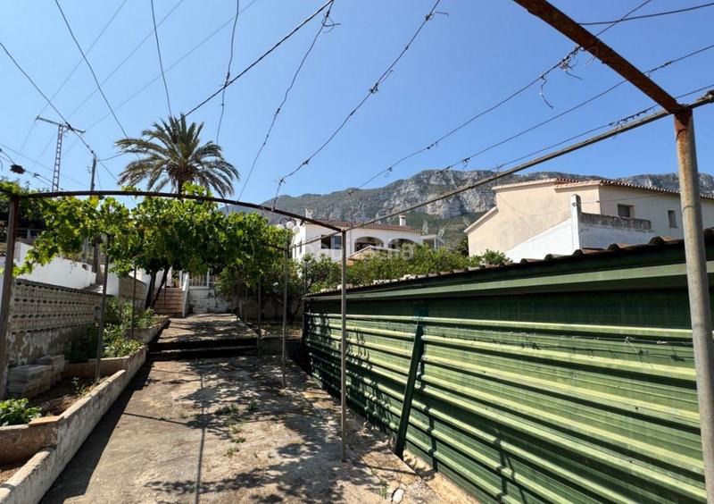 Foto f8ffb43e-5bd2-4ce1-8adf-51963ea331ac. Casa amb piscina a El Montgó Dénia