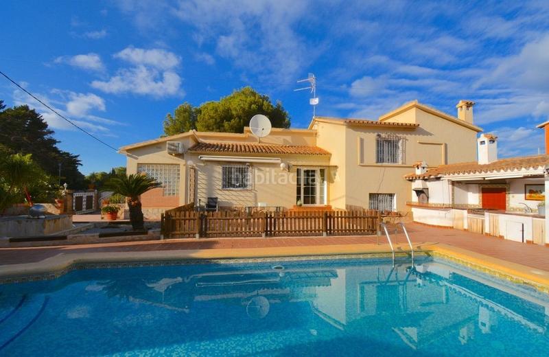 Foto 9f4c806f-8d64-47b1-9dc9-4ae8c80c0082. Casa con riscaldamento piscina in El Montgó Dénia