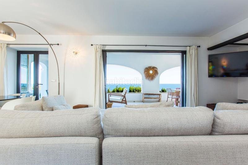 Foto 2b8edacf-f1ce-4e24-8b08-7a847fc2edd5. House with heating pool in Las Rotas / Les Rotes Dénia