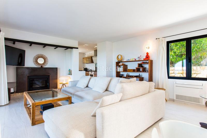 Foto 3a6aed3c-315b-48d6-937c-65c24eee7873. House with heating pool in Las Rotas / Les Rotes Dénia