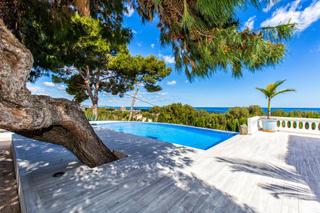 House in Las Rotas / Les Rotes