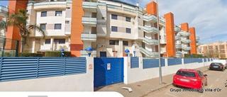 Aparcament cotxe  D`aranda. Garaje cerrado en zona de club nautico