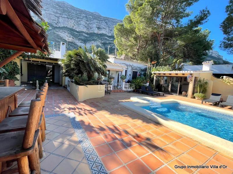 Foto d2ccebea-6a8b-48d0-81df-a237f5641a26. Maison avec piscine dans El Montgó Dénia