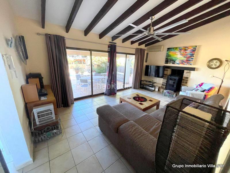 Foto d2ee4d2d-57db-41d9-bd8c-b8d2812eb18c. Maison avec piscine dans El Montgó Dénia