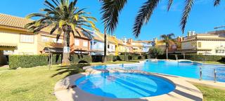 Casa adossada a Les Bassetes - El Marjal