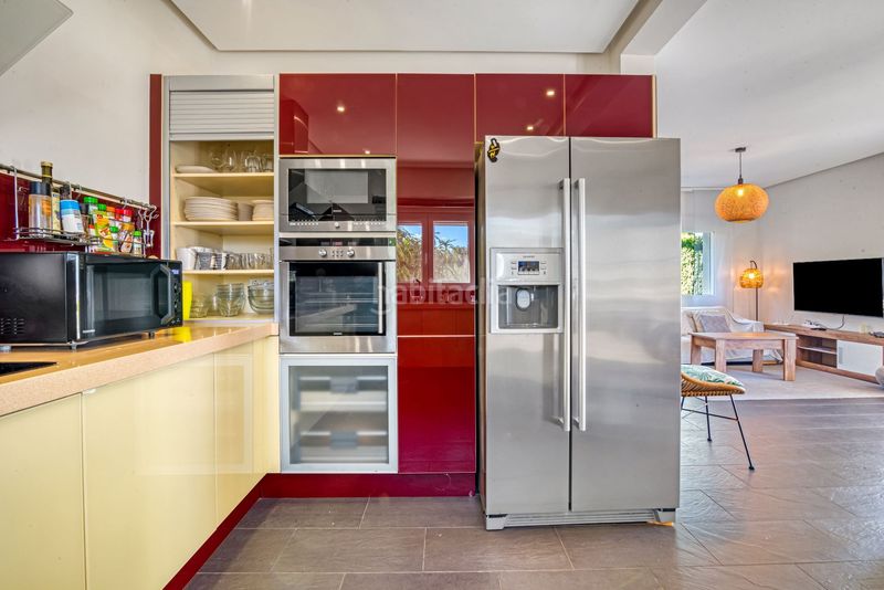 Foto 24c04737-b665-475a-ba03-9794d737ac6b. Casa amb calefacció piscina a El Montgó Dénia