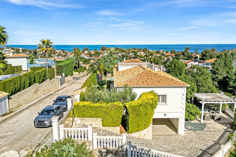 Foto 302e6416-224a-41b4-915a-95221afb3af2. Casa amb calefacció piscina a El Montgó Dénia