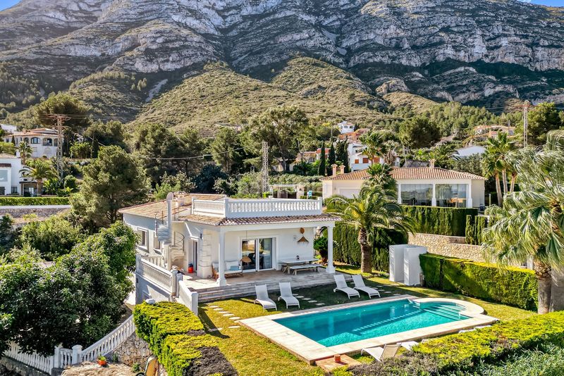 Foto 543372e9-e0ed-4d9b-bca8-96d44d06da6f. Casa amb calefacció piscina a El Montgó Dénia