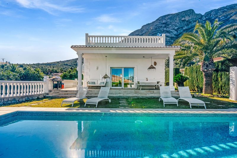 Foto 93752700-0786-414b-8389-7dfd558c2c7b. Casa amb calefacció piscina a El Montgó Dénia