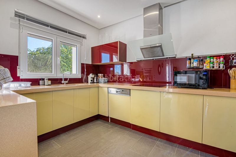 Foto b37c11df-84d2-4cdc-84c8-9c3b14c2a5f3. Casa amb calefacció piscina a El Montgó Dénia