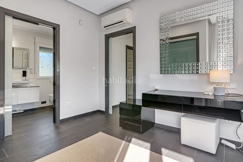 Foto b97dca5d-18a1-4996-a689-f7e2363311f5. Casa amb calefacció piscina a El Montgó Dénia