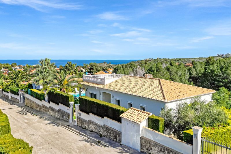 Foto d5445d2e-051f-4dcc-b5f9-a02aa18a505e. Casa amb calefacció piscina a El Montgó Dénia