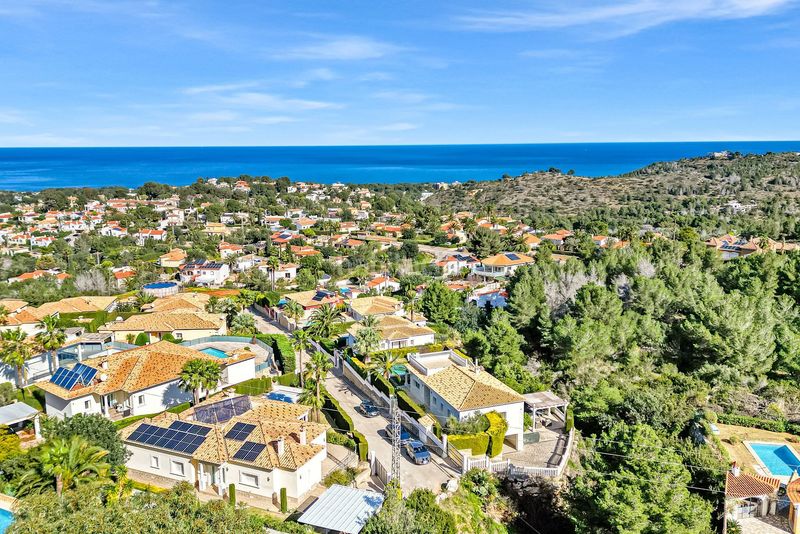 Foto f5361077-77dd-44e3-8753-71f785f88135. Casa amb calefacció piscina a El Montgó Dénia