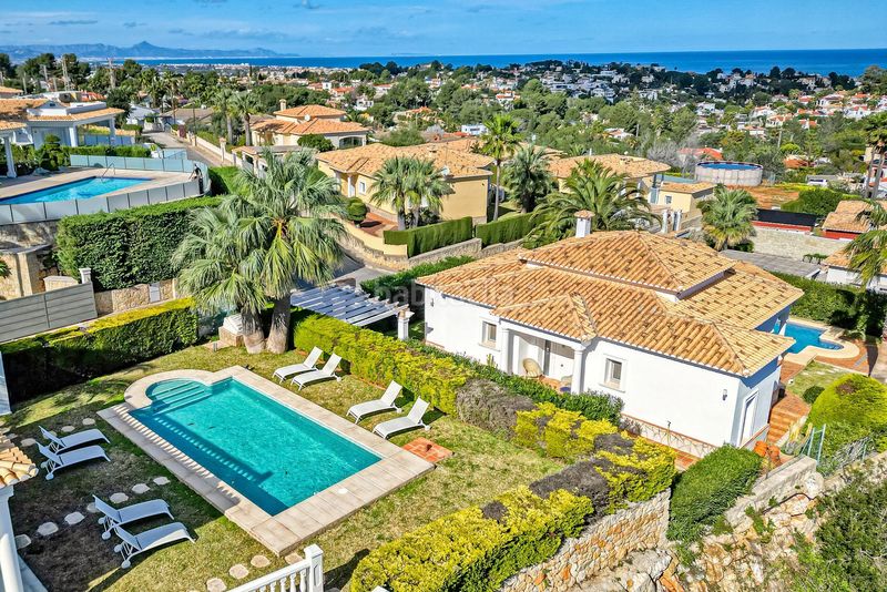 Foto fa2dd57a-6d83-4c79-98ee-ca6e67ecff5f. Casa amb calefacció piscina a El Montgó Dénia