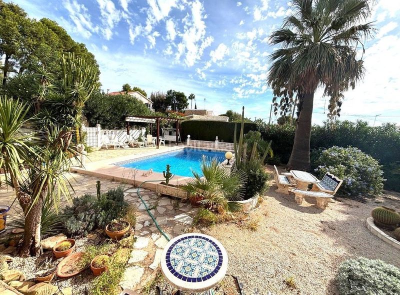 Foto af02f0dd-e522-4a7d-8b6a-de68ef6e577b. Casa amb calefacció piscina a El Montgó Dénia